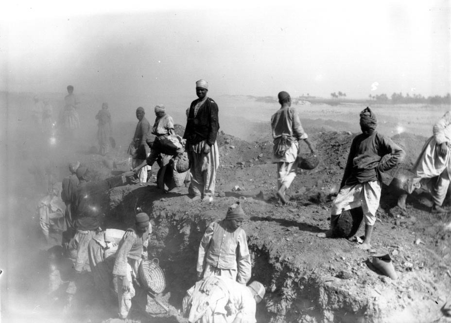 Papyrus Digging at Oxyrhynchus