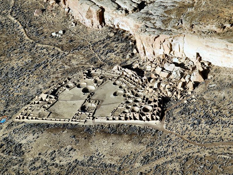 pueblobonitobobadams