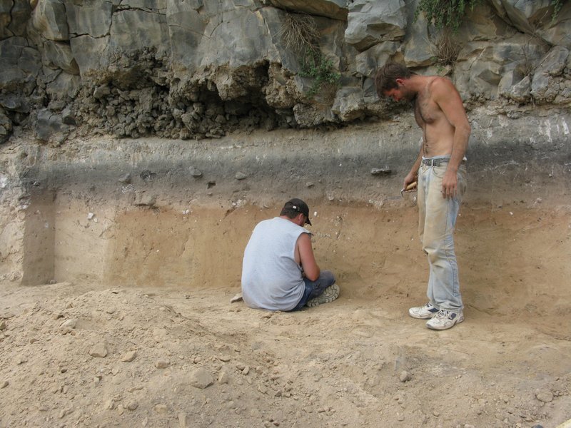 stonetoolmakingpic2