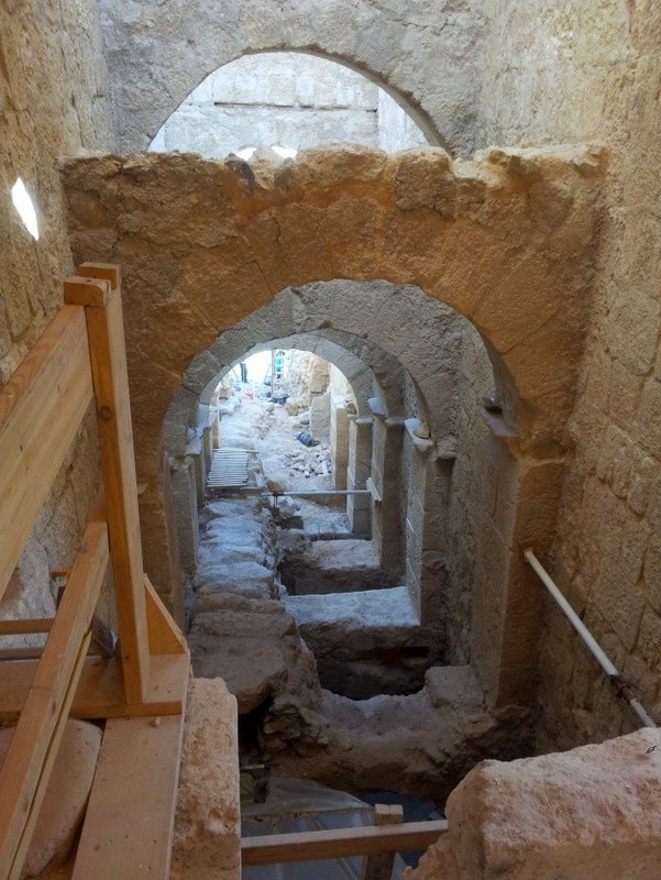 herodiumstaircase2
