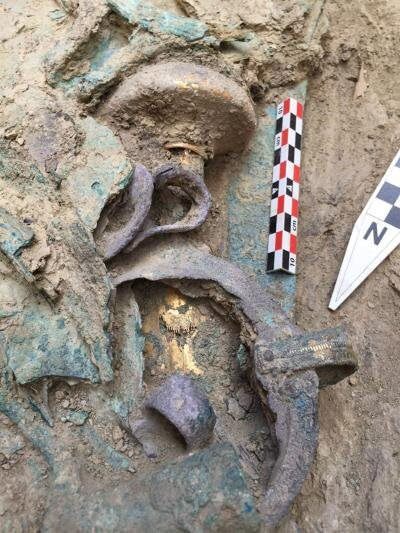 bronzeagetombpic3