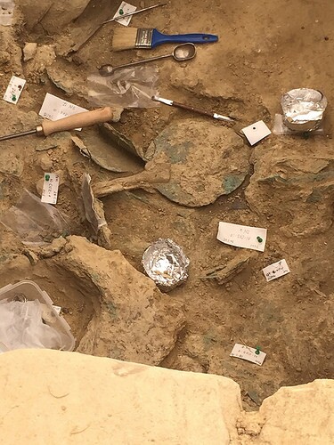 tombpicture9
