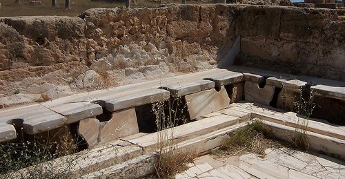 romantoiletpic1